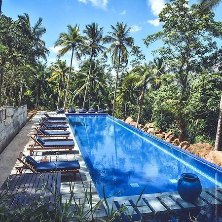 Templeberg Bed & Breakfast Walahanduwa Bagian luar foto