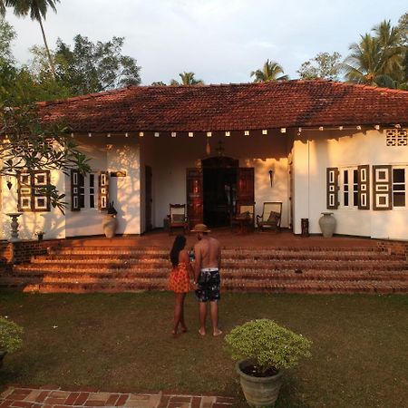 Templeberg Bed & Breakfast Walahanduwa Bagian luar foto