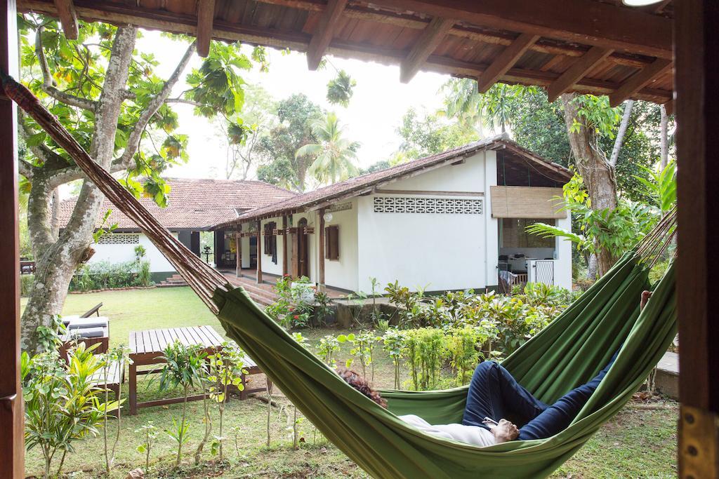 Templeberg Bed & Breakfast Walahanduwa Bagian luar foto