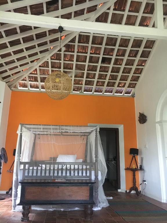 Templeberg Bed & Breakfast Walahanduwa Bagian luar foto