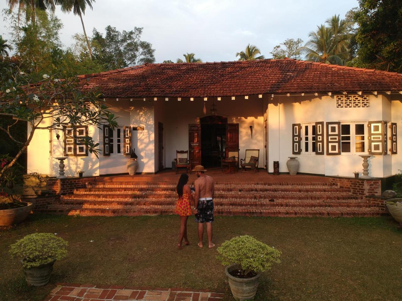 Templeberg Bed & Breakfast Walahanduwa Bagian luar foto