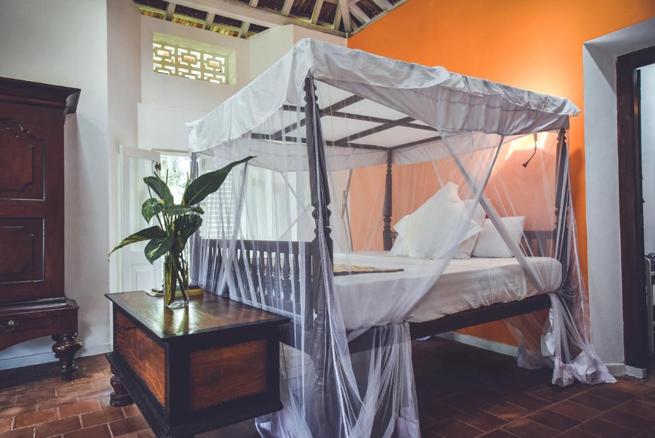 Templeberg Bed & Breakfast Walahanduwa Bagian luar foto