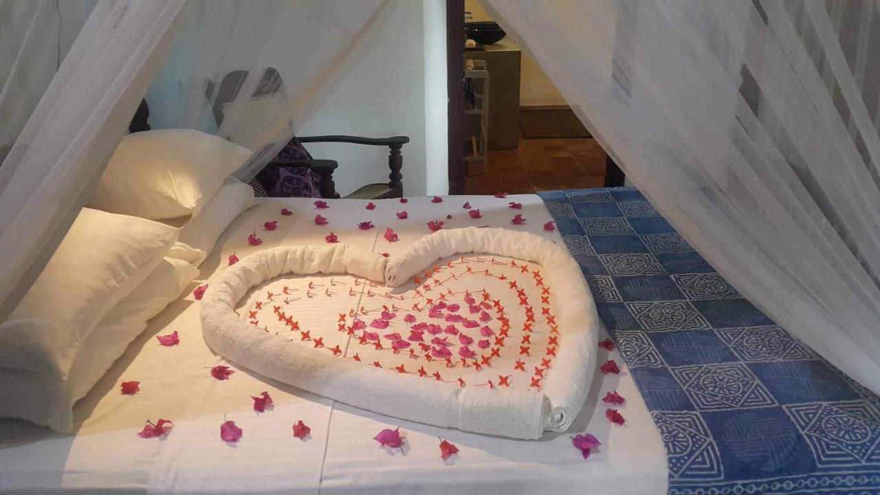 Templeberg Bed & Breakfast Walahanduwa Bagian luar foto