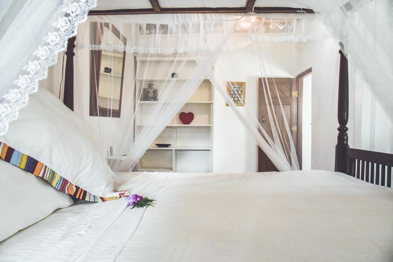 Templeberg Bed & Breakfast Walahanduwa Bagian luar foto